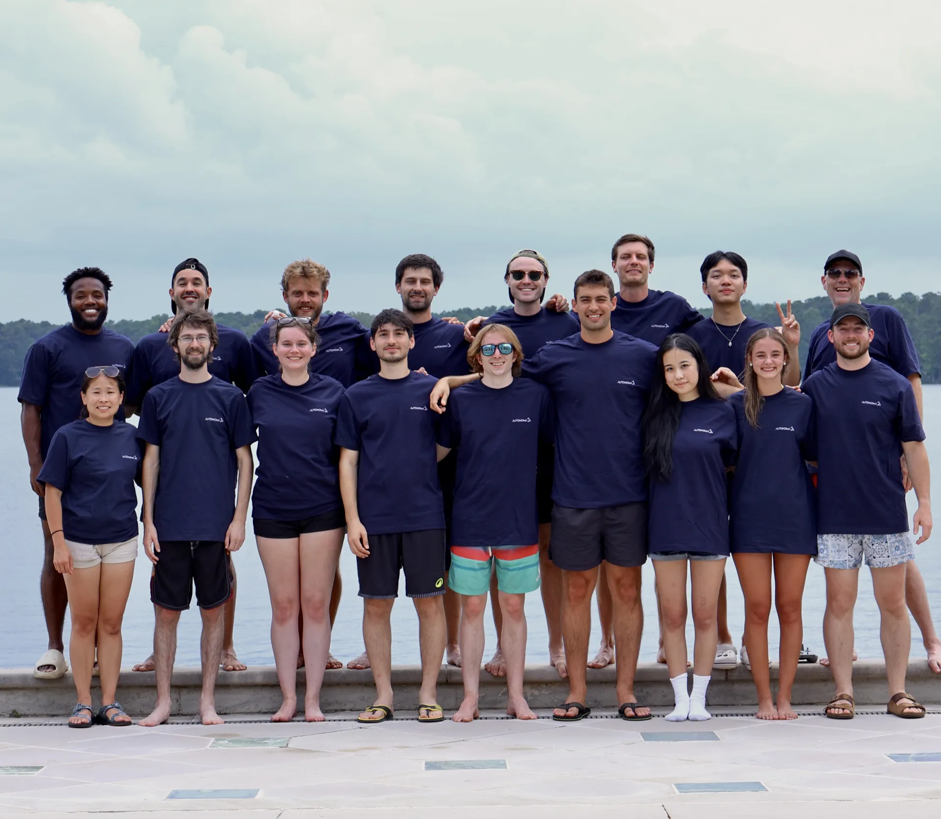 Autonoma team collaborating